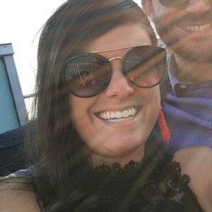 Meet your Posher, Julie